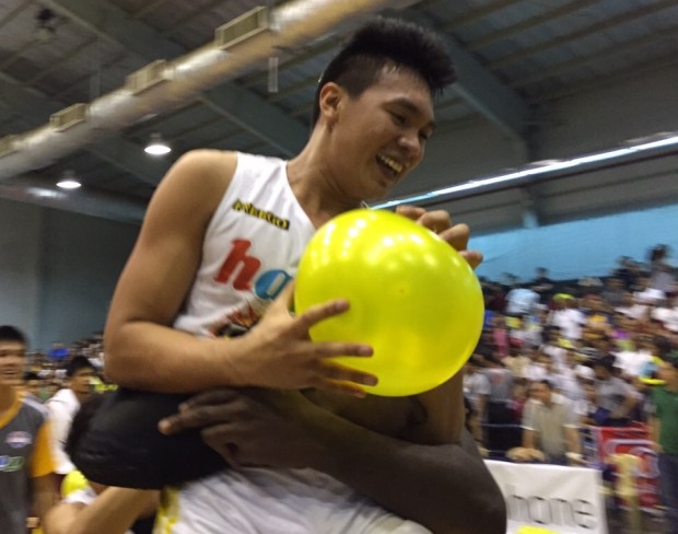 Hapee center Ola Adeogun lifts game 2 hero Scottie Thompson. The Fresh Fighters clinched the 2015 PBA D-League Aspirants' Cup title on Thursday. BONG LOZADA/INQURIER.net