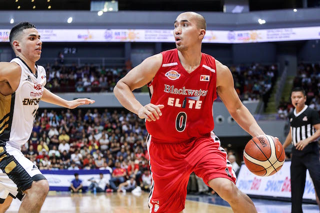 Mike Cortez posted a double-double to lead Blackwater to a big win over Mahindra. Tristan Tamayo/INQUIRER.net