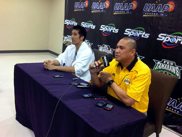 In this INQUIRER File photo, Pido Jarencio (right) speaks with the media along with Jeric Teng a couple of seasons ago in the UAAP. Jarencio, Teng and the rest of the UST Growling Tigers lost in Game 3 of the UAAP Finals to the De La Salle Green Archers in 2013.