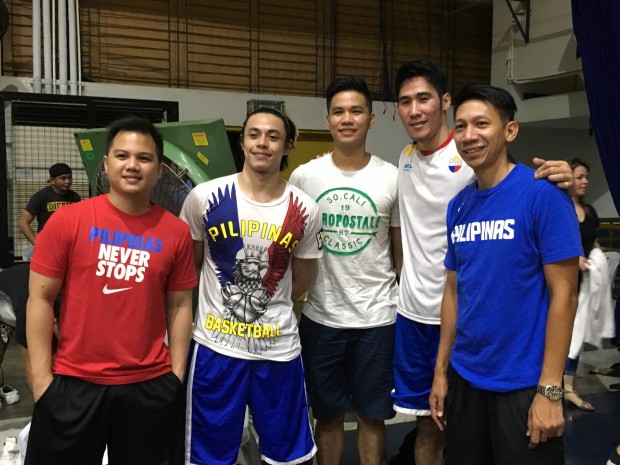 Terrence Romeo, Roger Pogoy and Mac Belo along with Gilas coaches Josh Reyes and Nash Racela. Photo by Mark Giongco