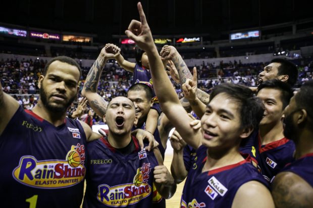Paul Lee celebrates with teammates after winning the PBA Commissioner's Cup championship.  Photo by Tristan Tamayo/INQUIRER.net