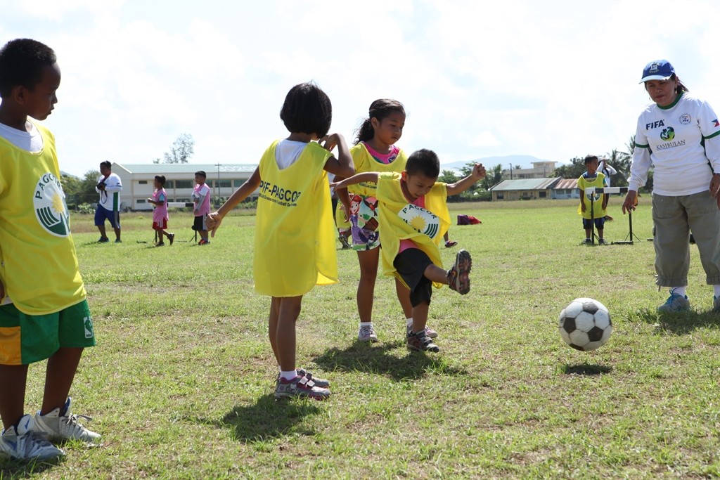 Young football players were taught the correct way of hitting the ball at the Kasibulan Grassroots Football festival held recently in Catanduanes.  The Kasibulan Grassroots Football Development Program is being supported by the Philippine Amusement and Gaming Corporation (PAGCOR).