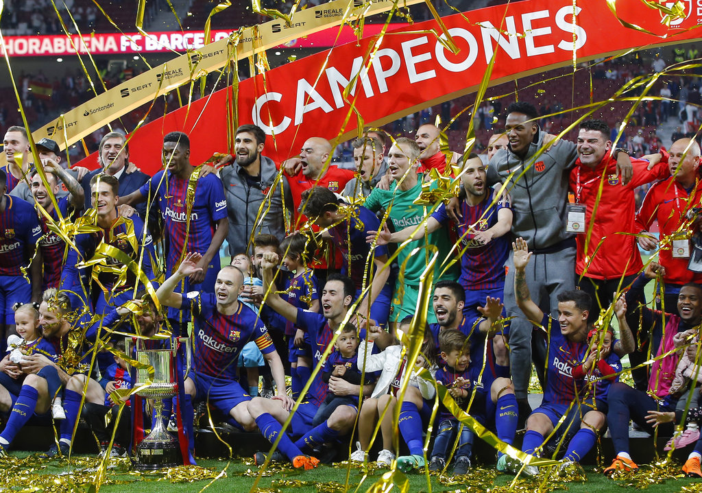 Barcelona easily wins historic 4th straight Copa del Rey