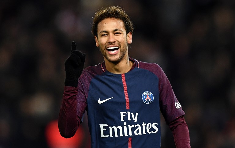 Neymar back in France to continue recovery from injury
