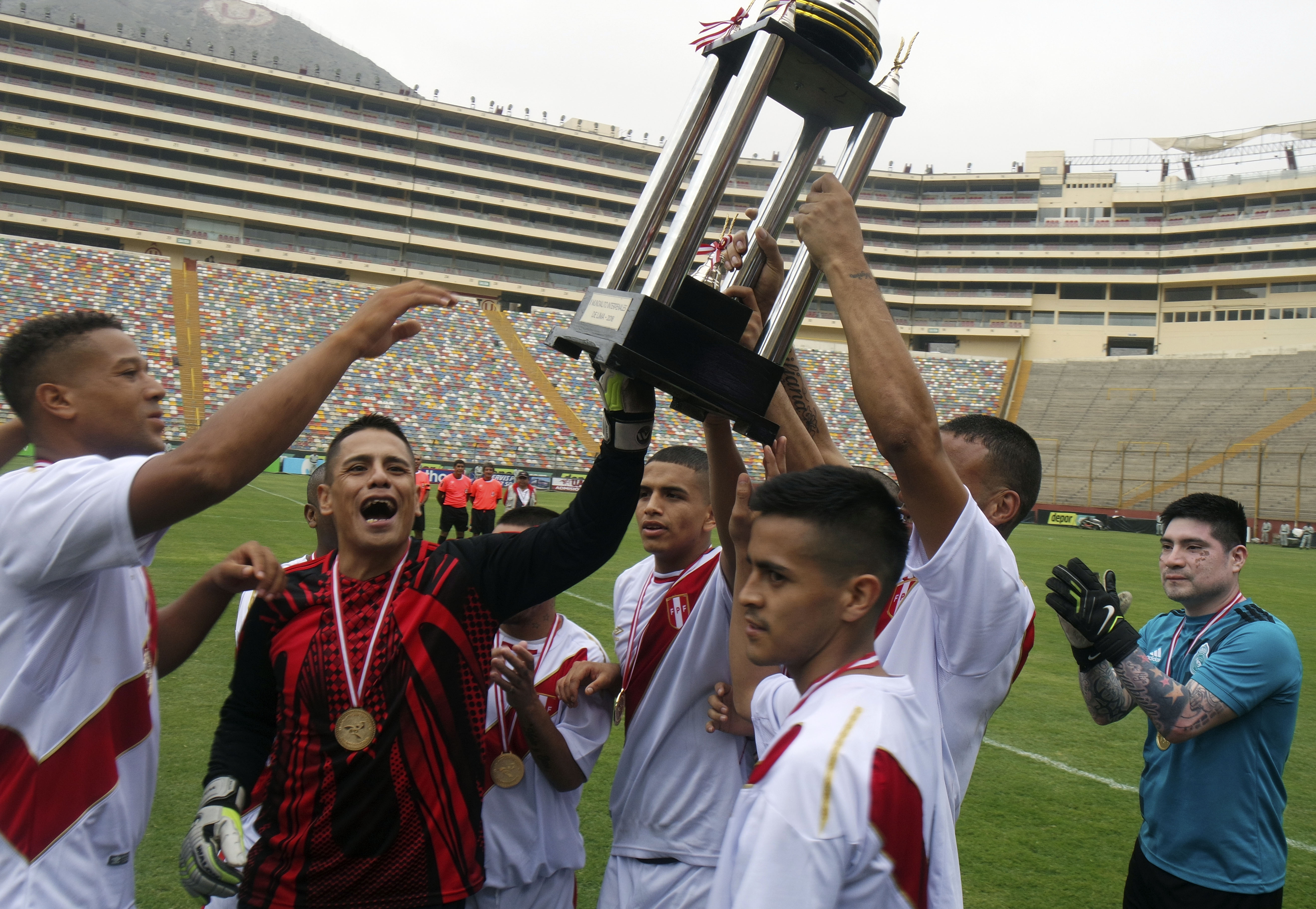 Peru gets out of jail to win prisoners 'World Cup'