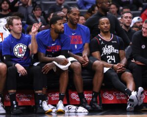 NBA expected to toughen rules on resting stars