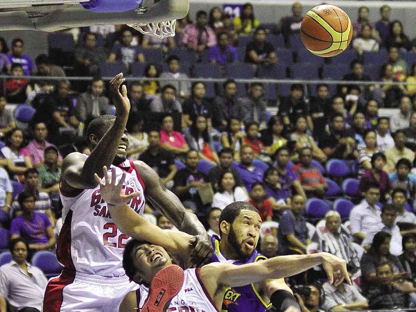 Kings crush Texters, seize 1-0 series lead | Inquirer Sports