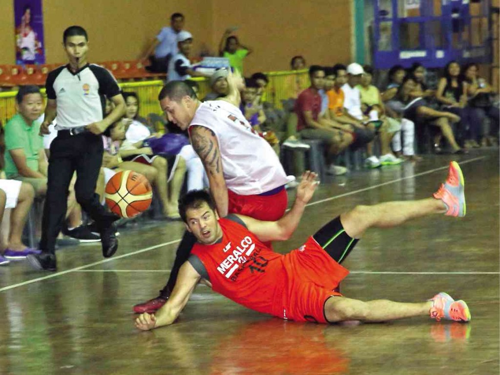 THE PBA kicks off its busy schedule with preseason games. LITO TECSON/Cebu Daily news 