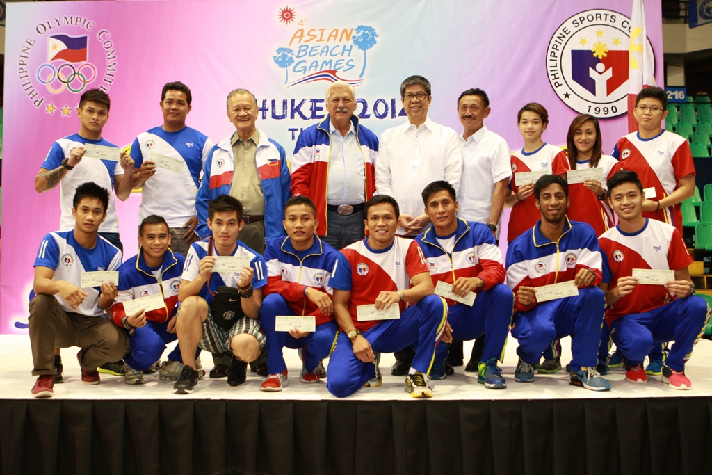 The 17th Asian Games winners received their cash incentives from PAGCOR for clinching the gold, silver and bronze medals in the biennial meet.  Also in photo are POC President Jose Cojuangco, Jr. (3rd from left), PSC Chairman Richie Garcia (4th from left), PAGCOR President and COO Jorge Sarmiento (5th from left) and PAGCOR AVP for Community Relations and Services Department Henry Reyes (6th from left).