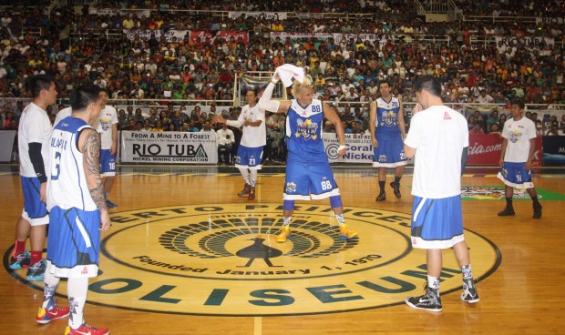 South All-Stars in the dance off. PBA Images/Nuki Sabio