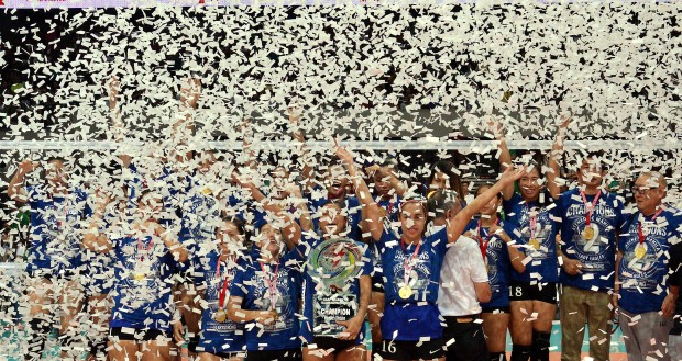 Confetti fall down as Ateneo celebrates the UAAP women's volleyball championship/