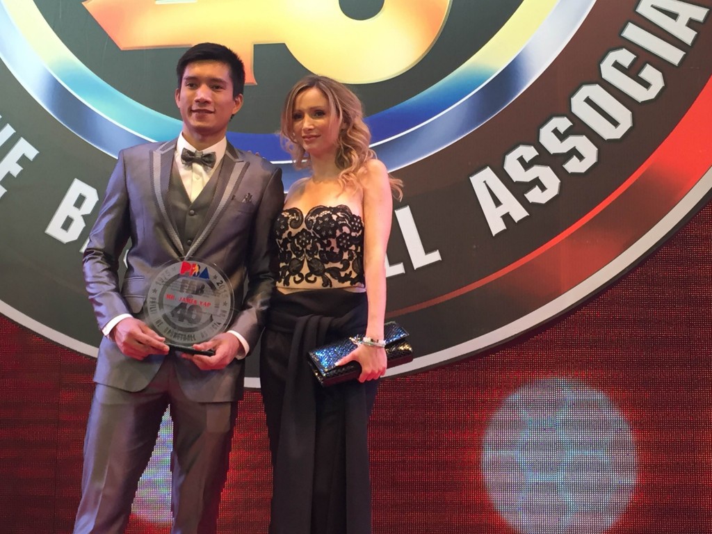 Purefoods superstar James Yap and his Italian girlfriend Michela Cazzola pose for a picture during the PBA's 40th celebration at the Newport Performing Arts Theater on Wednesday night. Yap was enshrined into the Greatest Players list.