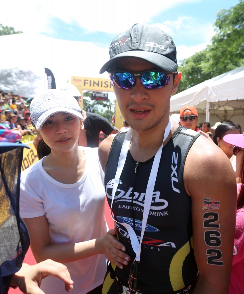 August 2, 2015 Sarah Geronimo and Matteo Guidicelli during the IRONMAN 70.3 in Lapu Lapu City Cebu. INQUIRER/ MARIANNE BERMUDEZ