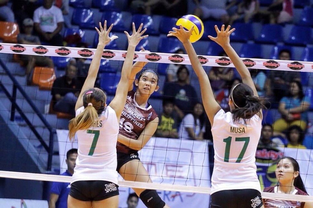 In a battle of also-ran teams, UP overcame a first set loss to beat CSB. Tristan Tamayo/INQUIRER.net