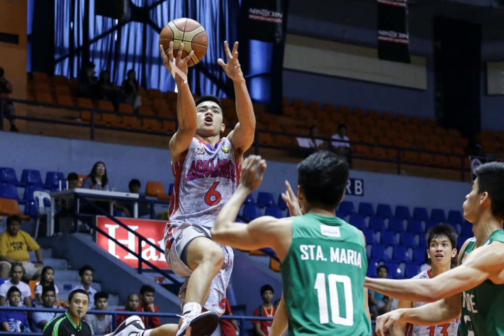 Arellano University's star guard Jio Jalalon shone anew in a close win over St. Benilde Tuesday. Tristan Tamayo/INQUIRER.net