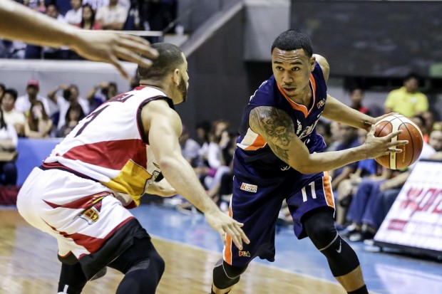 WATCH: Newsome announces PBA arrival with poster dunk on Santos ...