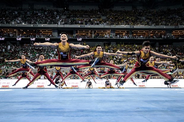 UP Pep Squad. Photo by Tristan Tamayo/INQUIRER.net