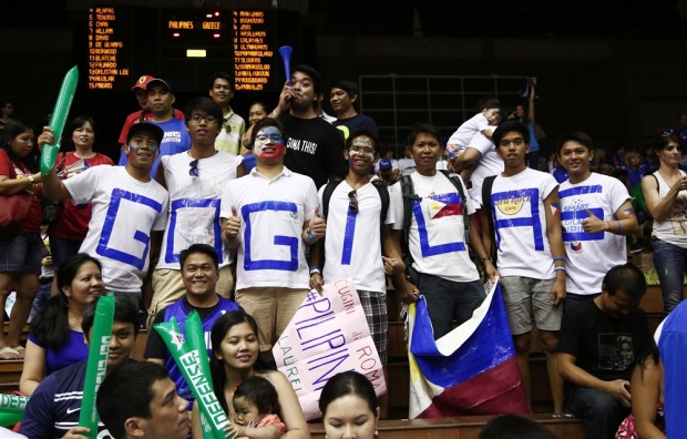 The Filipino crowd has always been Gilas Pilipinas' sixth man. INQUIRER FILE PHOTO