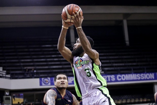 Stanley Pringle during the Rain or Shine-GlobalPort game. Photo by Tristan Tamayo/INQUIRER.net