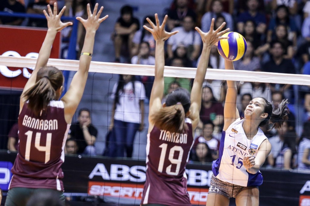 UP Lady Maroons vs Ateneo Lady Eagles. Photo by Tristan Tamayo/INQUIRER.net