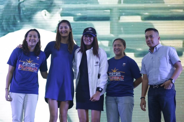 Foton selects Shirley Salamagos as the 6th pick of the 2nd round. Photo by Tristan Tamayo/INQUIRER.net