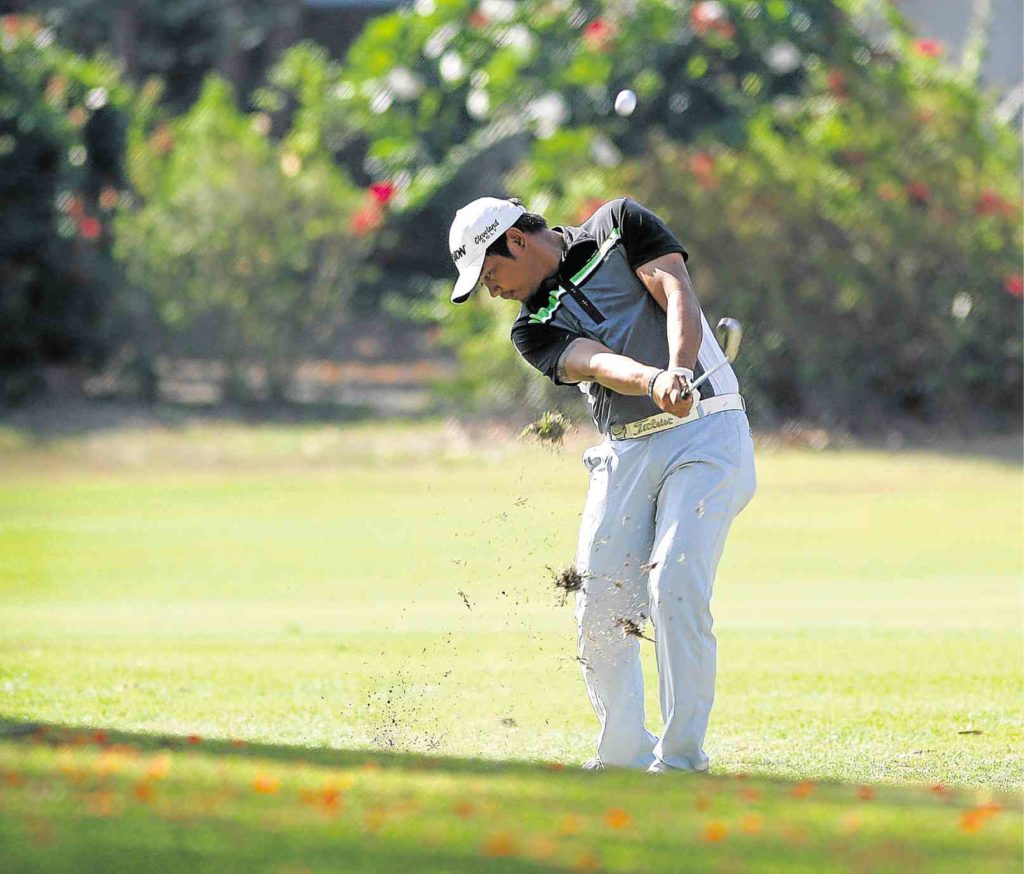 CLYDE Mondilla flashes awesome form in the final day of the ICTSI Calatagan Invitational in Batangas.  CONTRIBUTED PHOTO