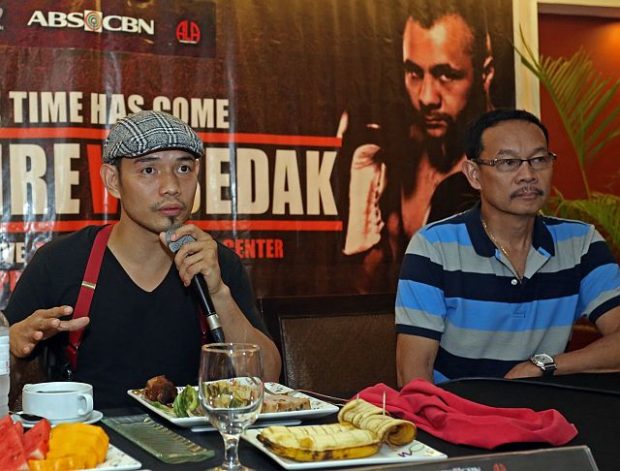 FILE---Nonito “The Filipino Flash” Donaire Jr. and his father/trainer Nonito Sr., answer questions from the media regarding their preparation for the former’s April 23 fight at the Cebu City Sports Center against Hingarian Zolt Bedak. (CDN PHOTO/LITO TECSON)