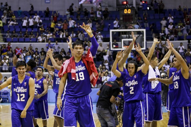 Gilas Pilipinas after its win over Iran. Photo by Tristan Tamayo/INQUIRER.net