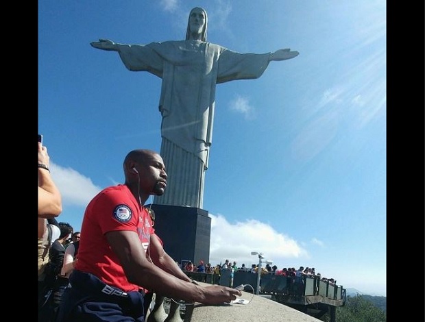 Undefeated boxer Floyd Mayweather posted this picture of himself in Rio de Janeiro. He posted on his Twitter account that he was 'Taking in some of the art & culture in the city of Rio de Janeiro." SCREENGRAB FROM FLOYD MAYWEATHER FACEBOOK PAGE