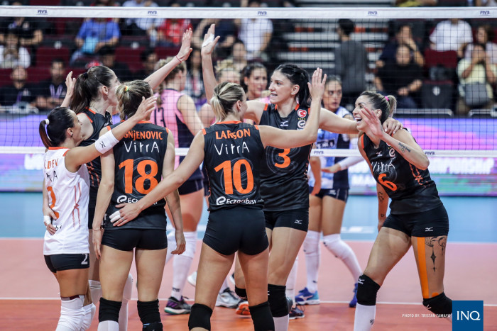Eczacibasi retains FIVB WCWC title, downs Pomi | Inquirer Sports