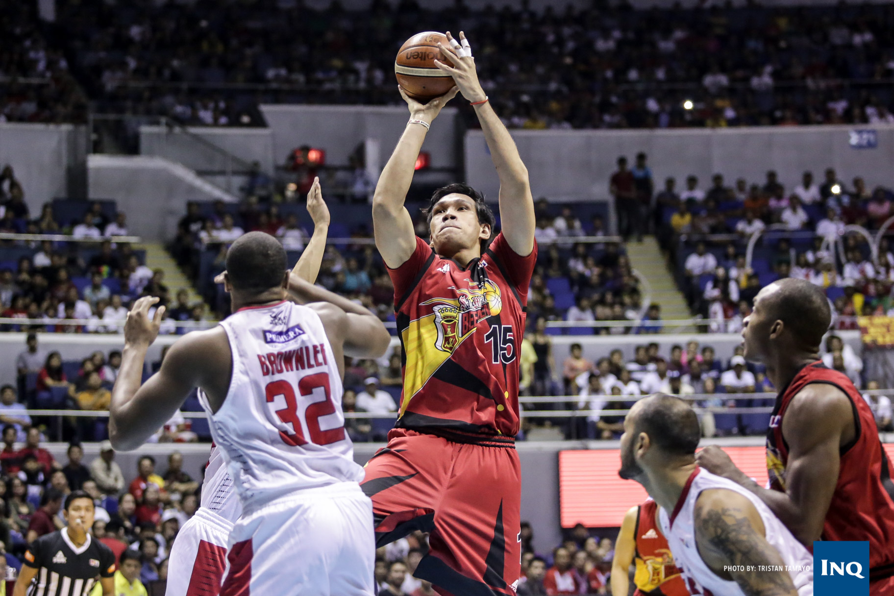 June Mar Fajardo goes up for a shot. Photo by Tristan Tamayo/INQUIRER.net