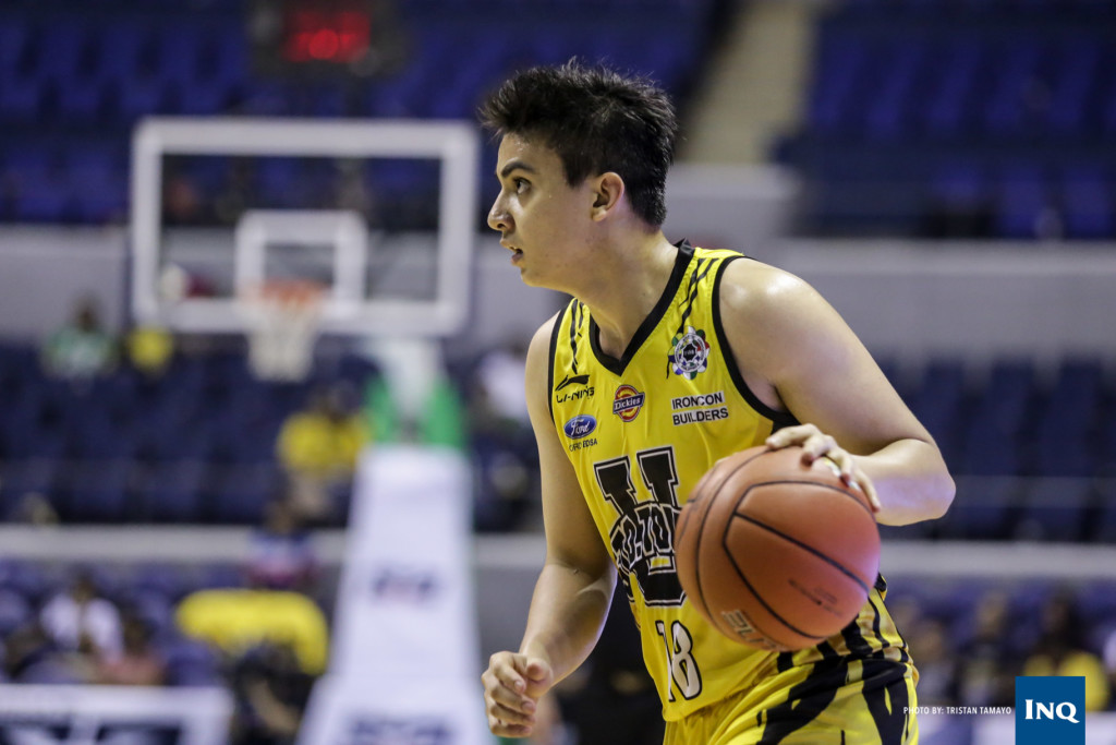 UST VS NU_9684 - Louie Vigil