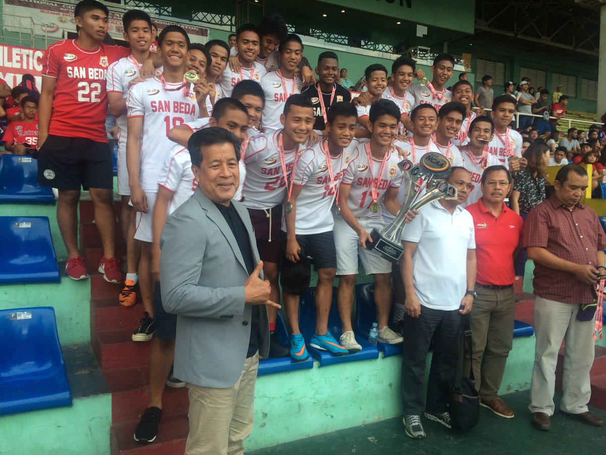 Red Cubs humble Junior Blazers, nab 17th football crown | Inquirer Sports