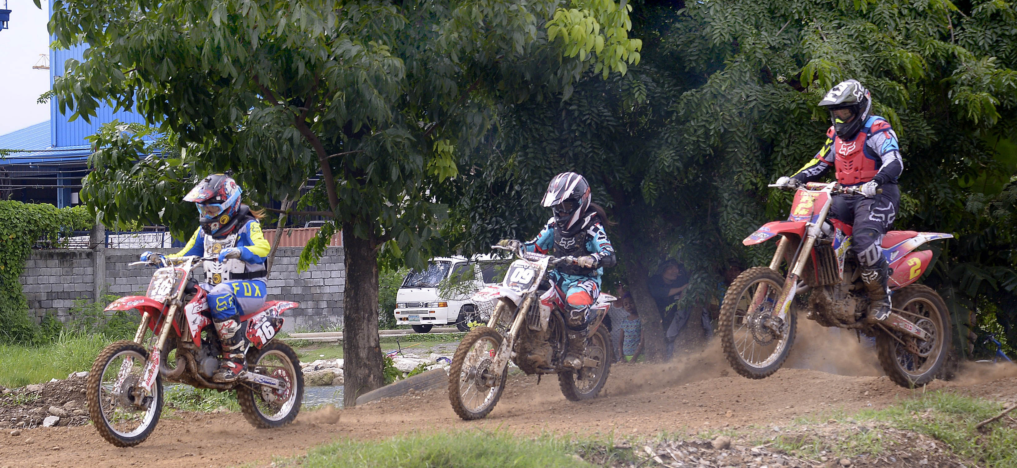 Bornok dominates; Reyes takes overall supercross title Inquirer Sports