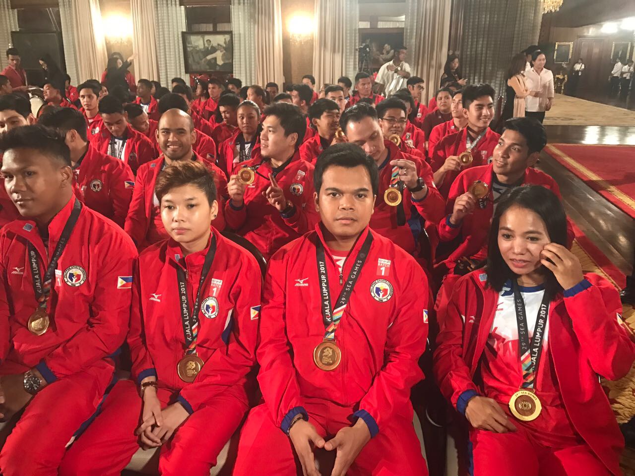Filipino SEA Games medalists receive cash incentives from PSC ...