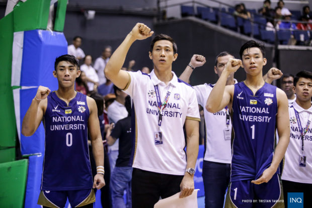 FILE – Dave and Shaun with their father Danny Ildefonso. -INQUIRER PHOTO