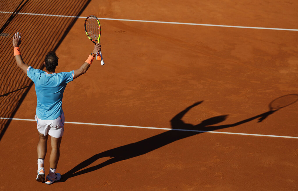 Rafael Nadal rallies to beat Mayer in 3 sets in Barcelona Open