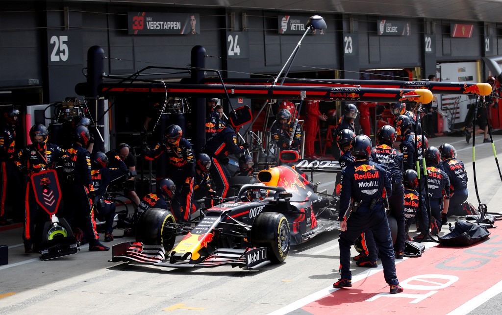 Gone in 1.88 seconds The secrets of record Formula One pit stops