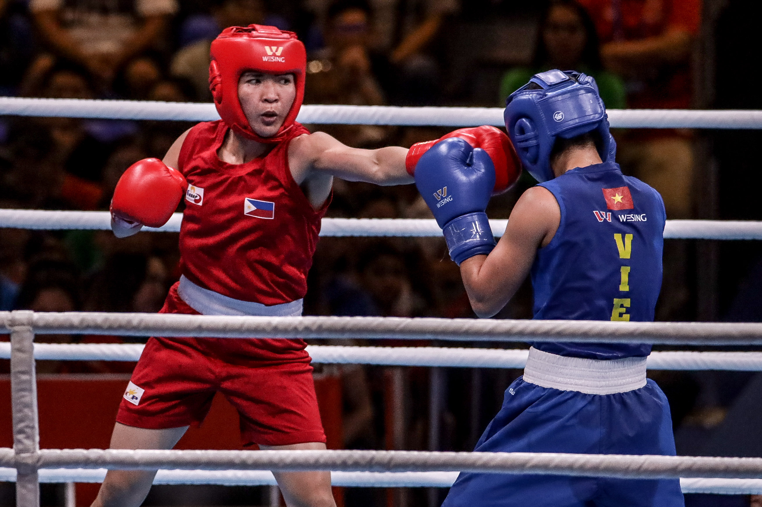 Ph's Josie Gabuco fights against Trinh Thi Diem Kieu of Vietnam in their  semi finals match in the 2019 SEA Games in PICC Forum, Pasay. 