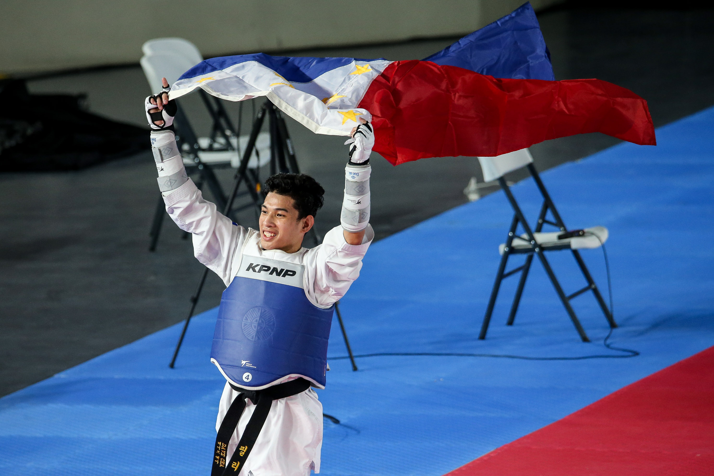 SEA Games Dave Cea gives PH another medal in taekwondo Inquirer Sports