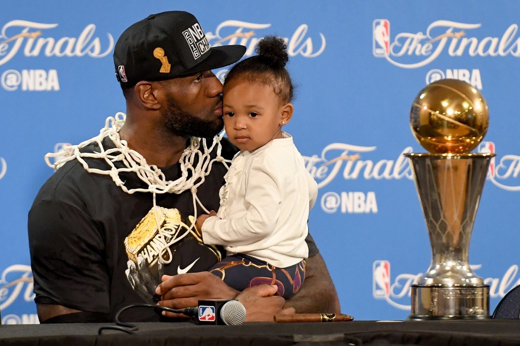 Why LeBron James will wear Gianna Bryant's number at All-Star Game: His  daughter