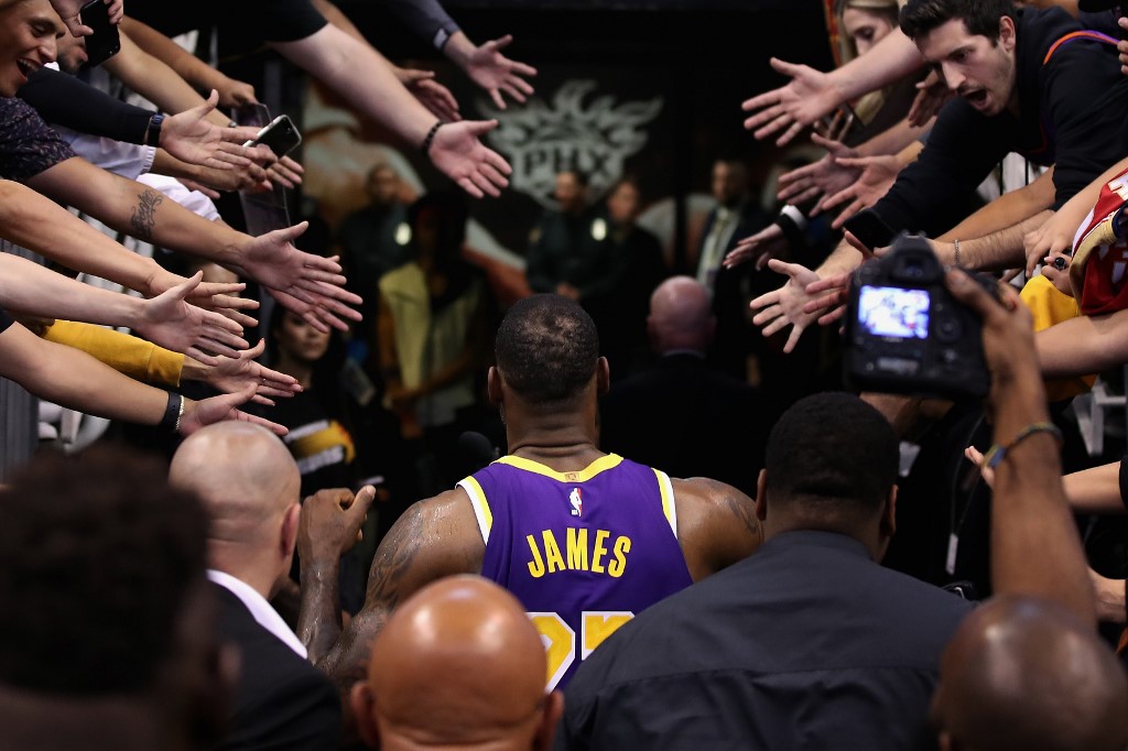LeBron James Lakers NBA fans