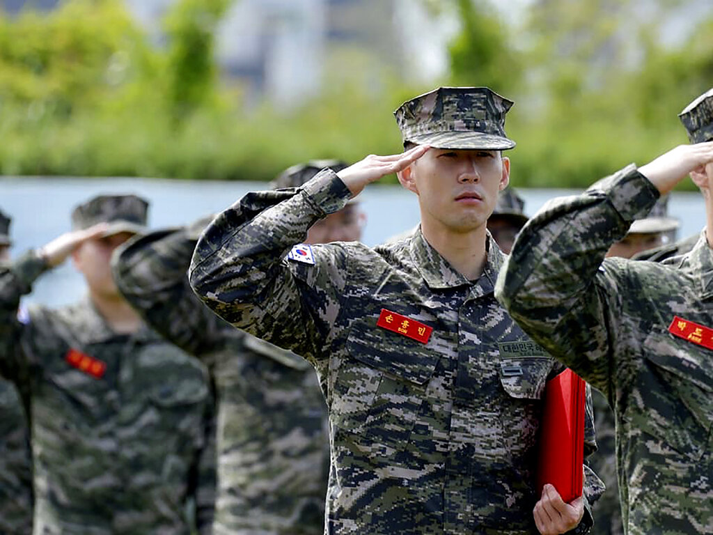 son heung min south korea military