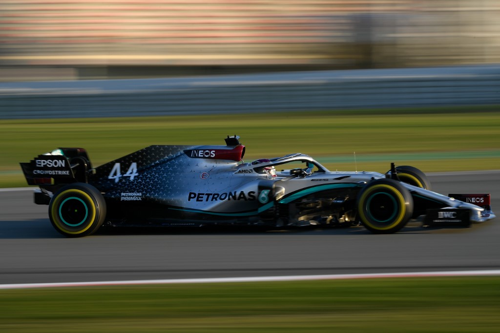 Mercedes-Lewis Hamilton