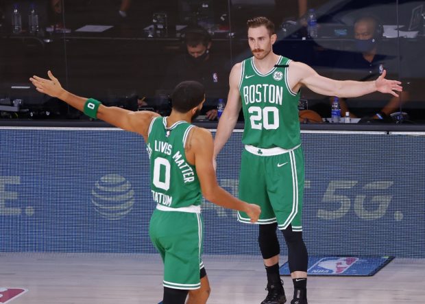 Celtics: Gordon Hayward will stay in bubble through birth of child