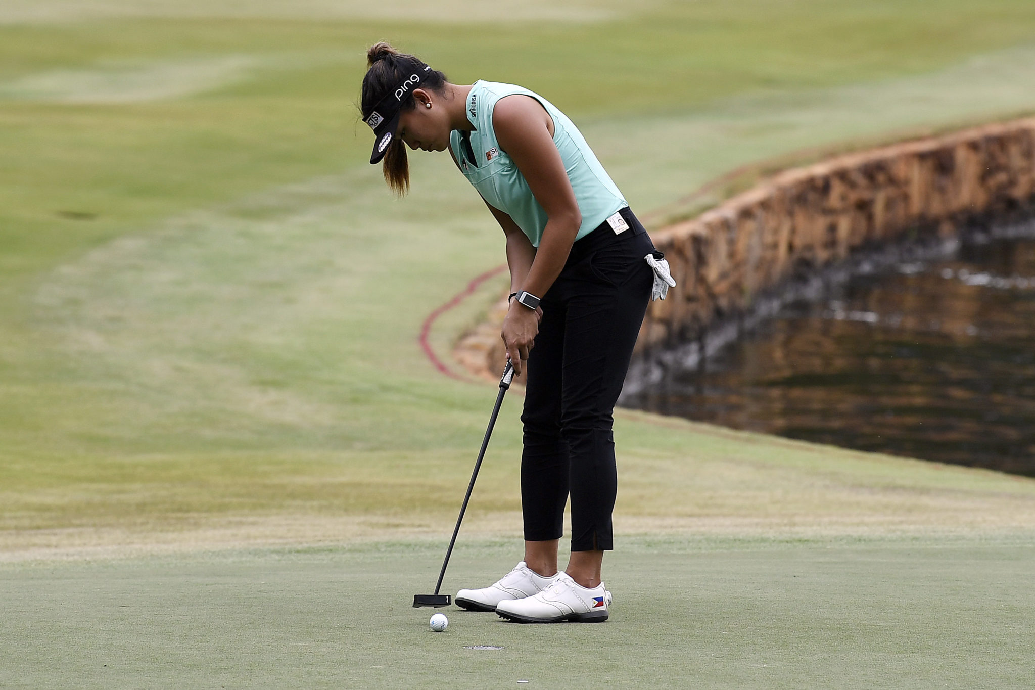 McDonald clings to one-shot LPGA lead over PH's ...