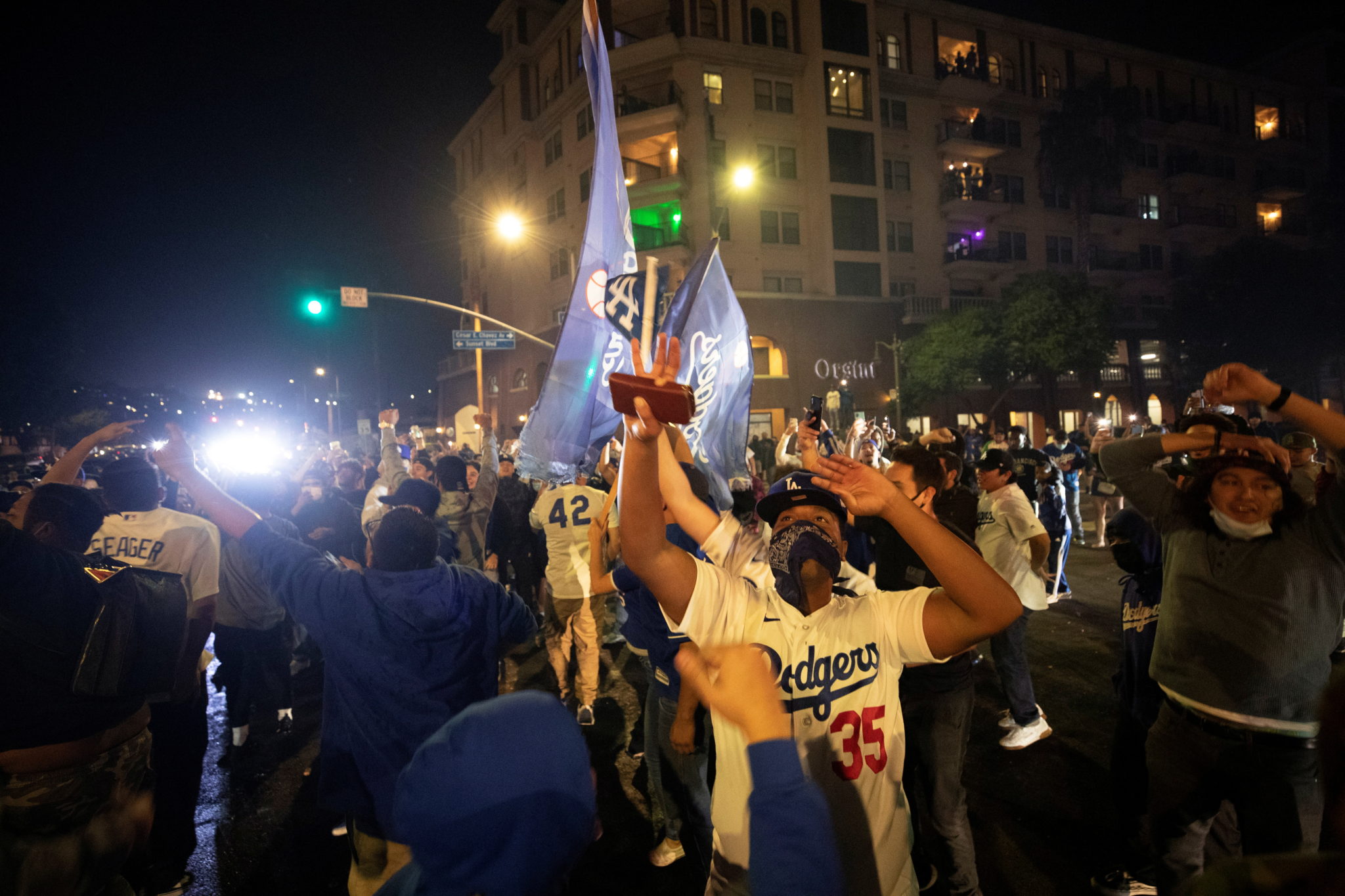 Los Angeles Parades On Hold In The 'City Of Champions' | Inquirer Sports