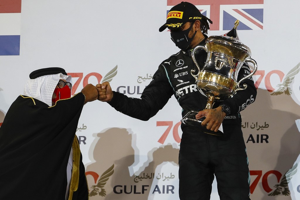 Hamilton wins Bahrain Grand Prix as Grosjean escapes fiery wreck