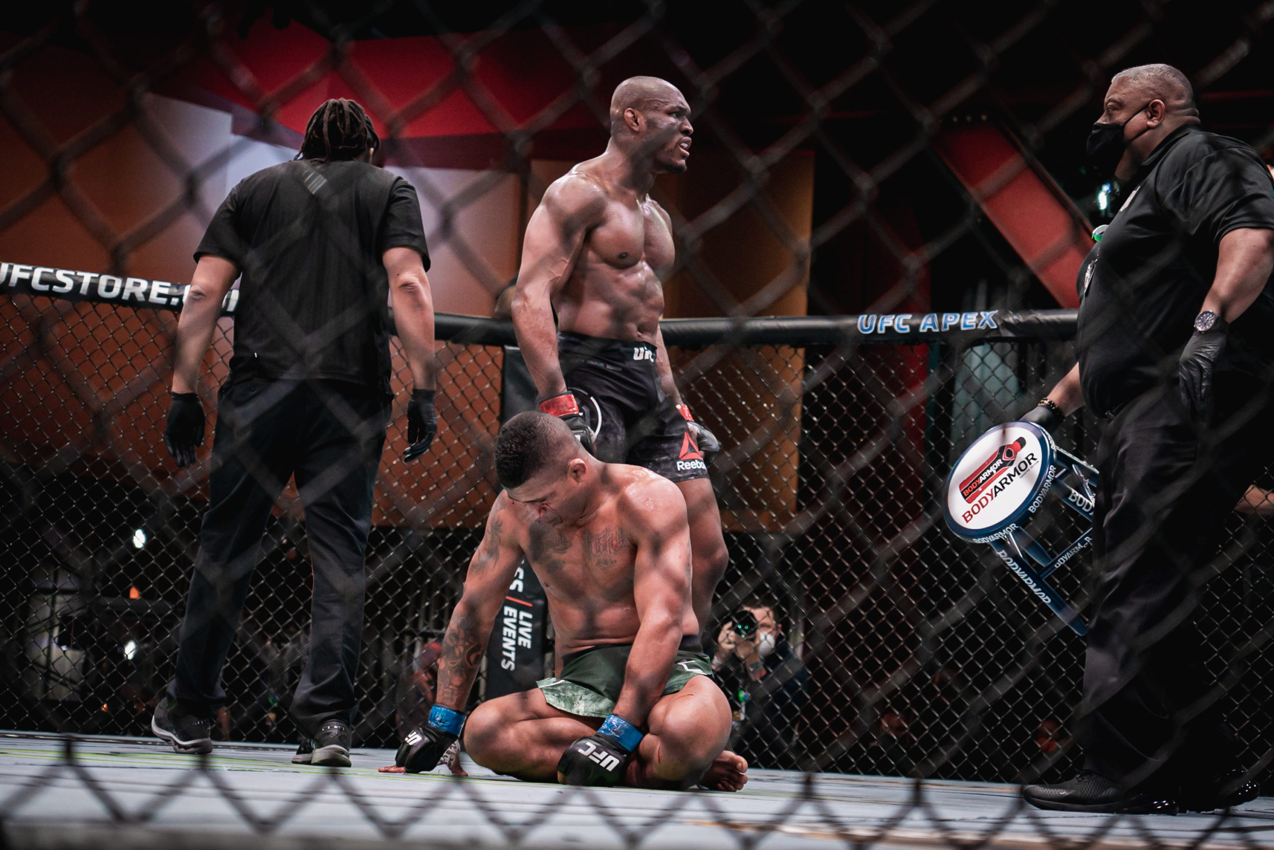 Kamaru Usman extends UFC reign with Gilbert Burns knockout | Inquirer Sports
