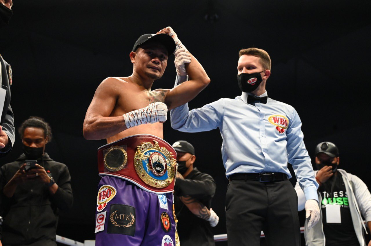Donnie Nietes gets his hand raised after winning the vacant WBO International super flyweight in his bout against Pablo Carrillo Sunday at Caesars Palace Dubai. Photo courtesy of D4G Boxing Promotions.